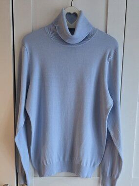 EUC Andrew Marc Light Blue Turtleneck Sweater Size L (rayon/nylon)
